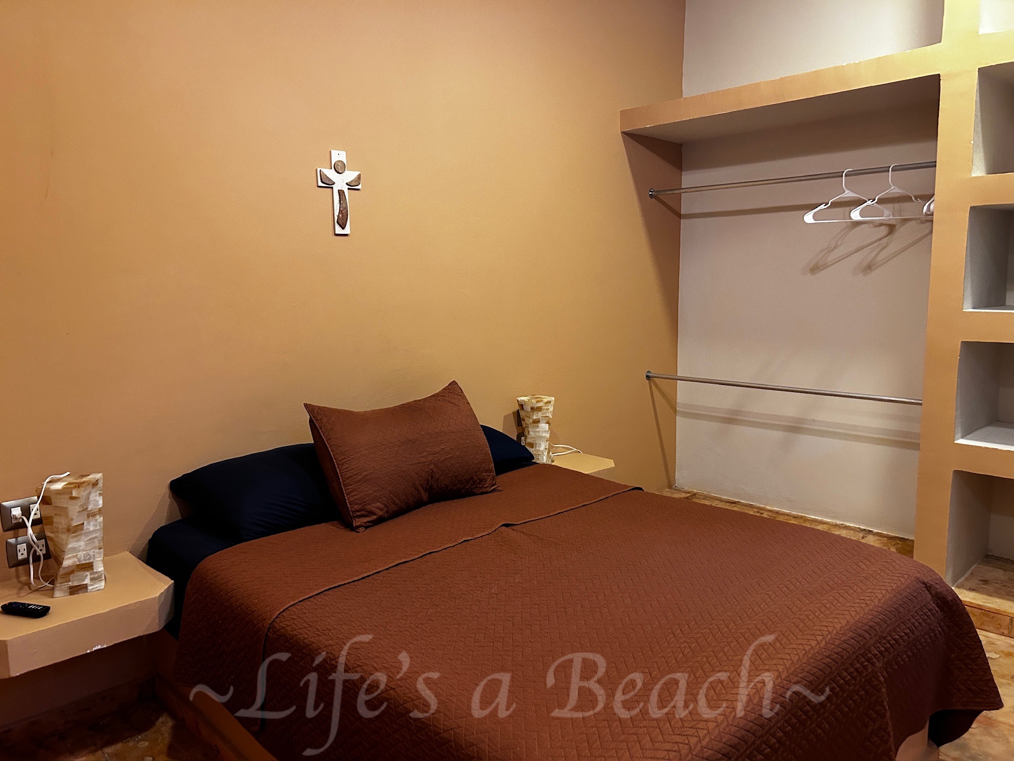 IMG_2567 Beachfront With Rental Potential – Telchac Puerto