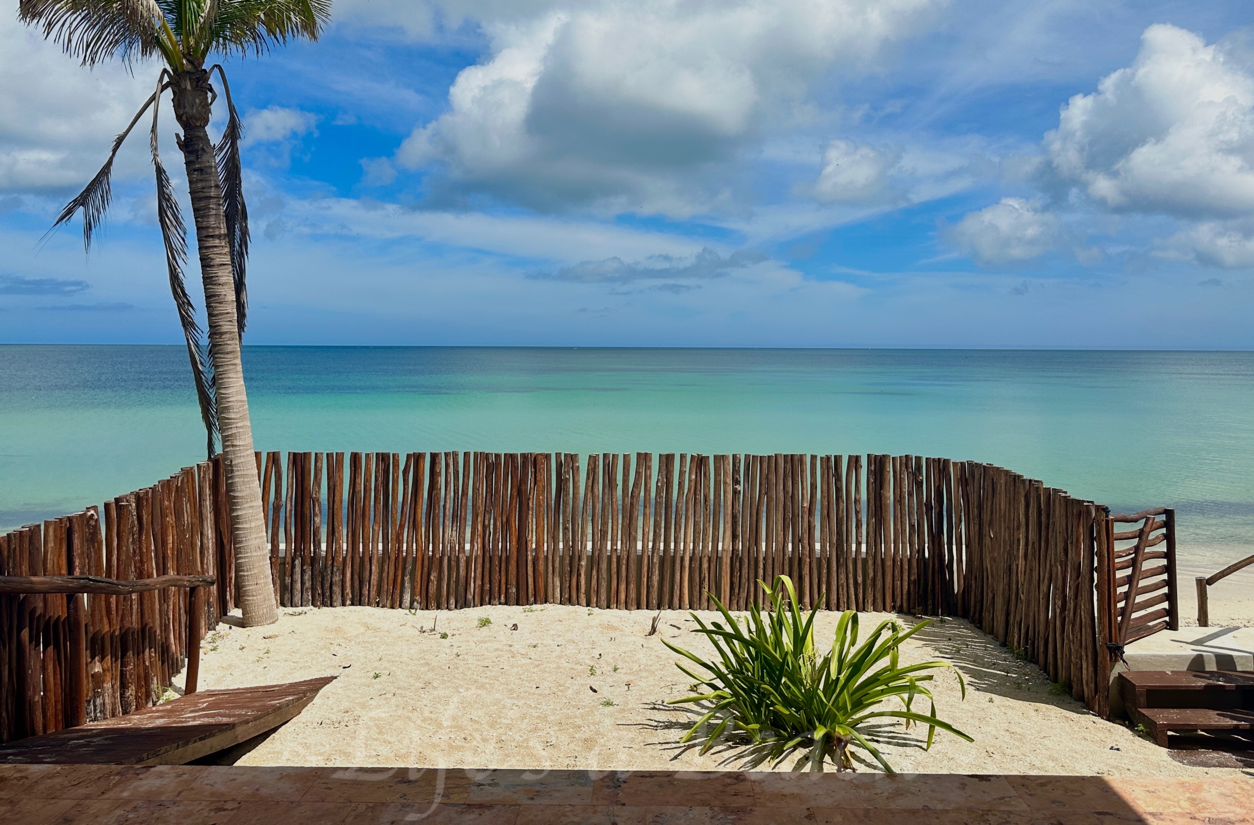 IMG_8798 Beachfront With Rental Potential – Telchac Puerto